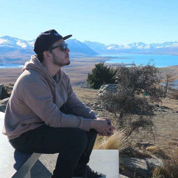 Meet your Posher, Gabriel - Picture 1 of 1